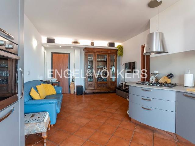 Appartamento in vendita a Roma RM