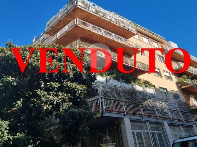 Appartamento in vendita a Roma RM