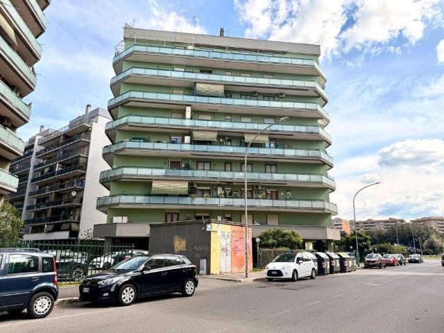 Appartamento in vendita a Roma RM