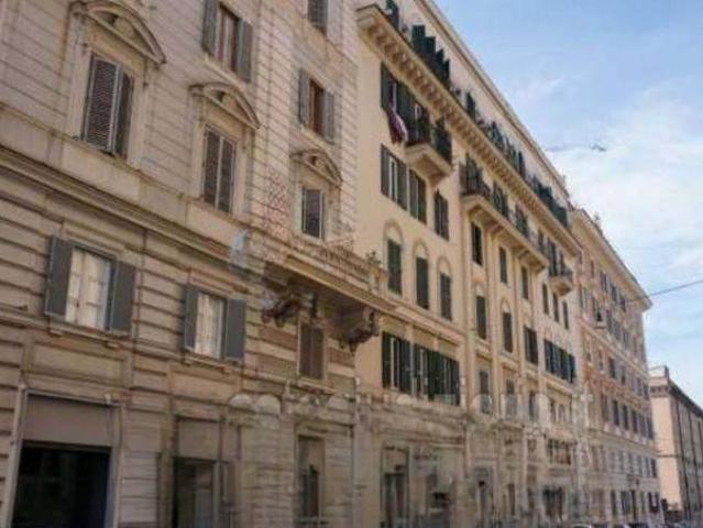 Appartamento in vendita a Roma RM
