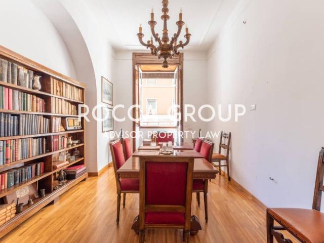 Appartamento in vendita a Roma RM