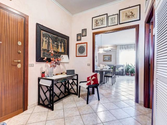 Appartamento in vendita a Roma RM