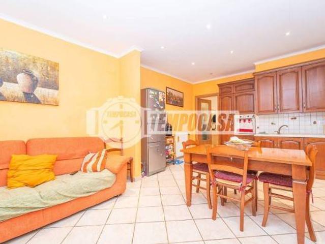 Appartamento in vendita a Roma RM