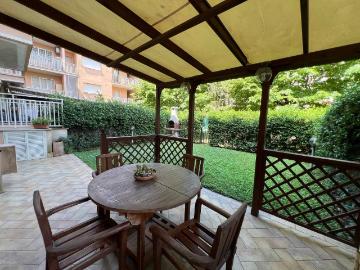 Appartamento in vendita a Roma RM