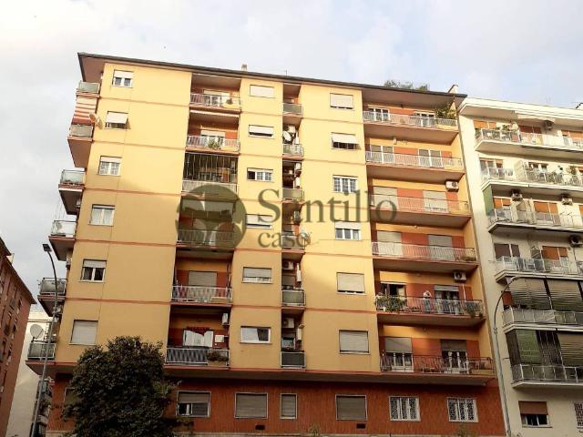 Appartamento in vendita a Roma RM