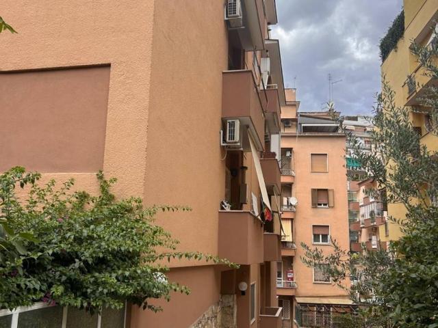 Appartamento in vendita a Roma RM