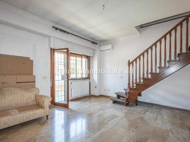 Appartamento in vendita a Roma RM