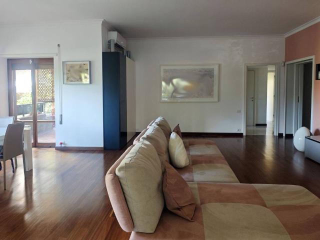 Appartamento in vendita a Roma RM