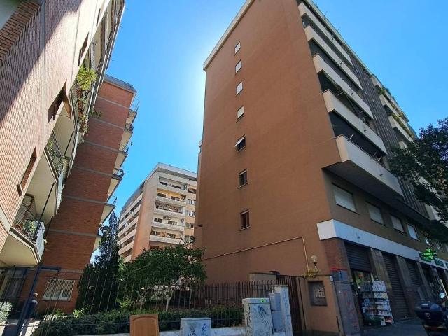 Appartamento in vendita a Roma RM