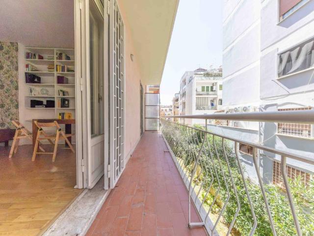 Appartamento in vendita a Roma RM