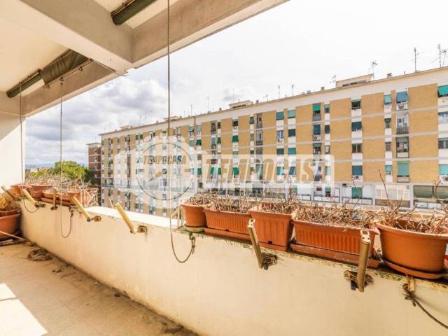 Appartamento in vendita a Roma RM