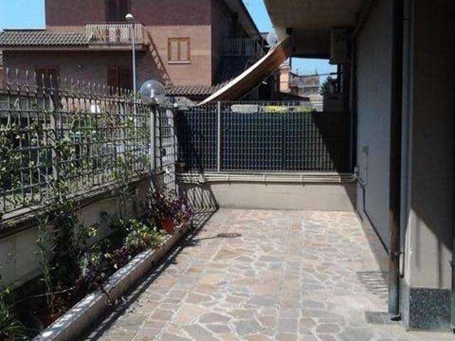Appartamento in vendita a Roma RM
