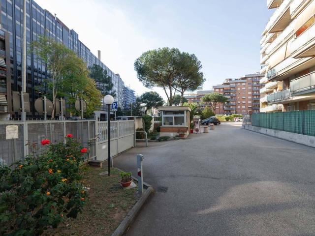 Appartamento in vendita a Roma RM