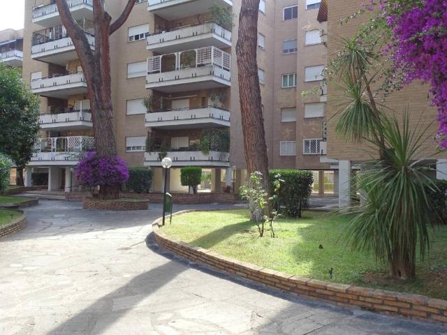 Appartamento in vendita a Roma RM