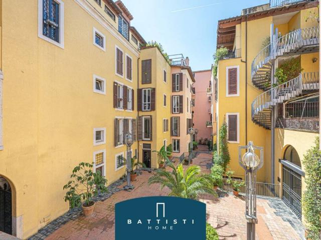 Appartamento in vendita a Roma RM
