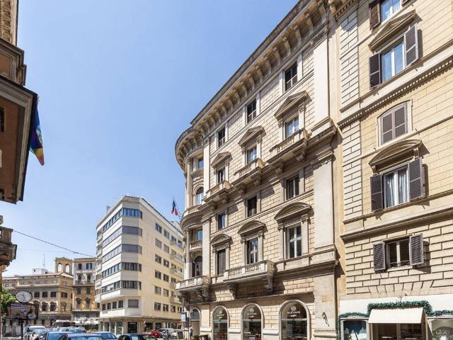 Appartamento in vendita a Roma RM