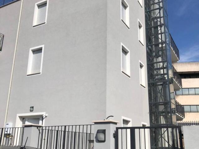 Appartamento in vendita a Roma RM