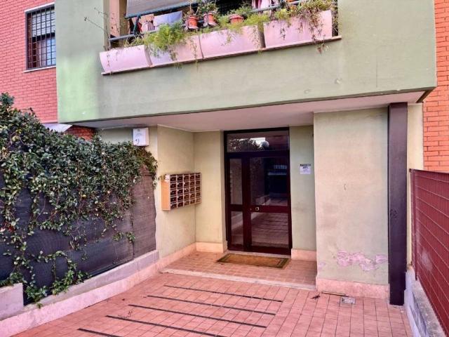 Appartamento in vendita a Roma RM