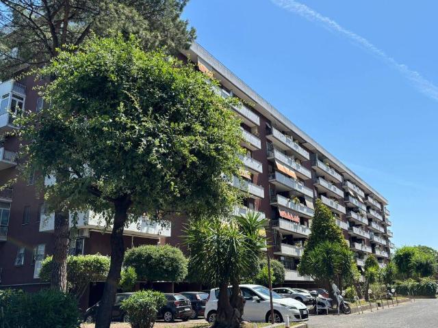 Appartamento in vendita a Roma RM