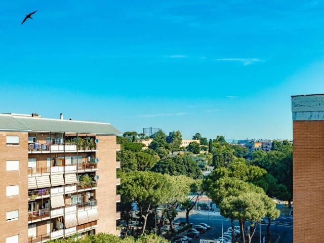 Appartamento in vendita a Roma RM
