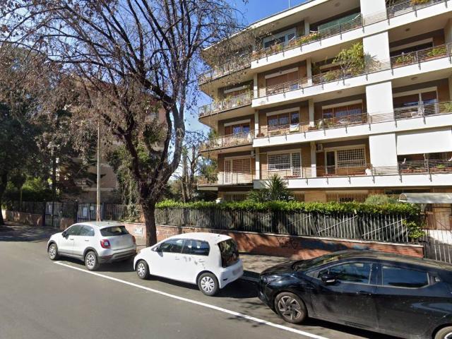 Appartamento in vendita a Roma RM