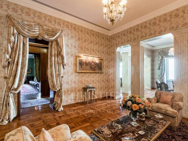Appartamento in vendita a Roma RM