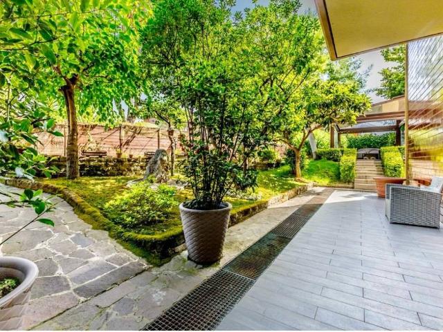 Appartamento in vendita a Roma RM