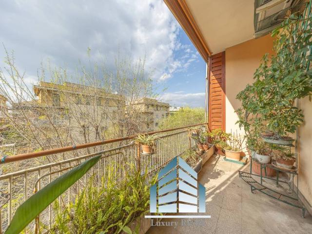 Appartamento in vendita a Roma RM