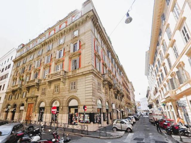 Appartamento in vendita a Roma RM