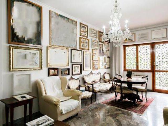 Appartamento in vendita a Roma RM