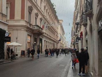 Appartamento in vendita a Roma RM