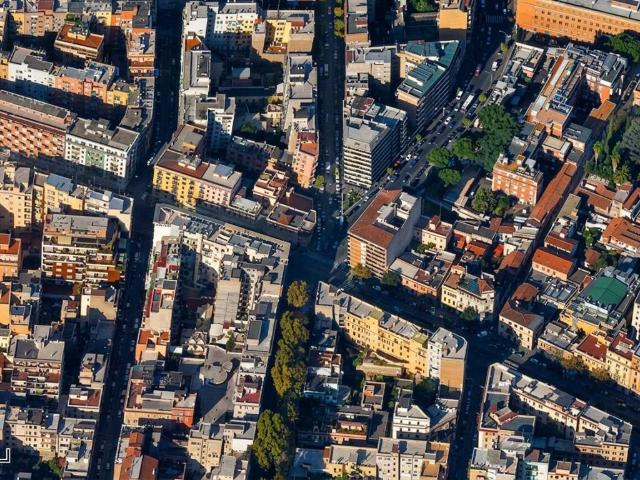Appartamento in vendita a Roma RM