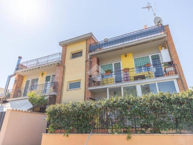 Appartamento in vendita a Roma RM