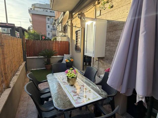Appartamento in vendita a Roma RM