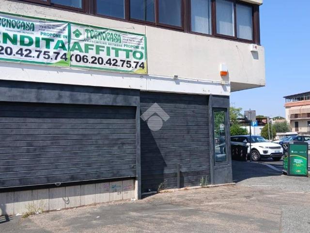 Appartamento in vendita a Roma RM