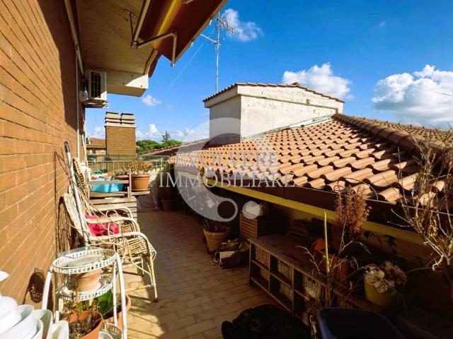 Appartamento in vendita a Roma RM