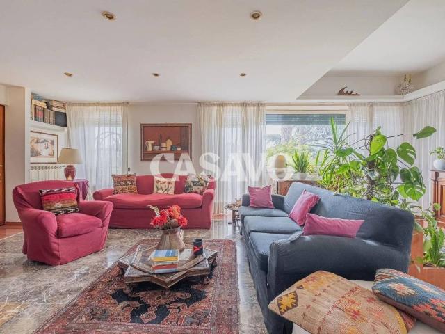 Appartamento in vendita a Roma RM
