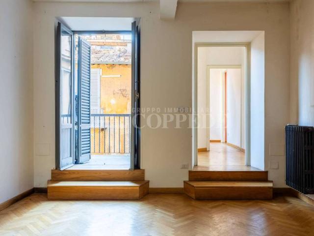 Appartamento in vendita a Roma RM