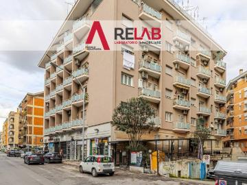 Appartamento in vendita a Roma RM