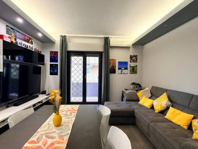 Appartamento in vendita a Roma RM