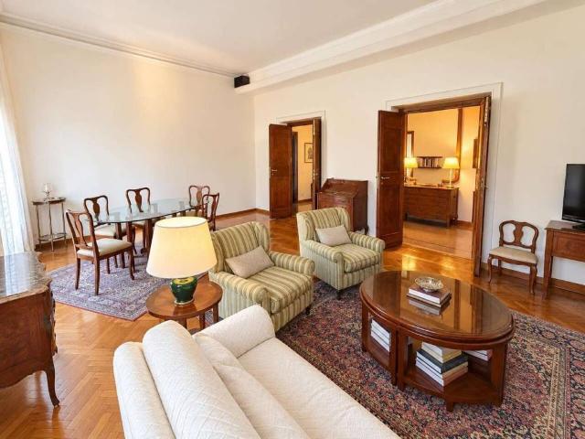 Appartamento in vendita a Roma RM