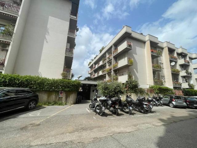 Appartamento in vendita a Roma RM