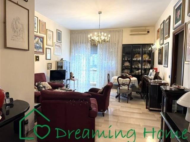 Appartamento in vendita a Roma RM