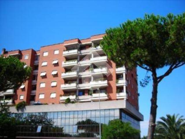 Appartamento in vendita a Roma RM
