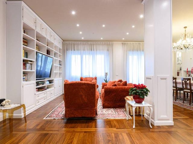 Appartamento in vendita a Roma RM