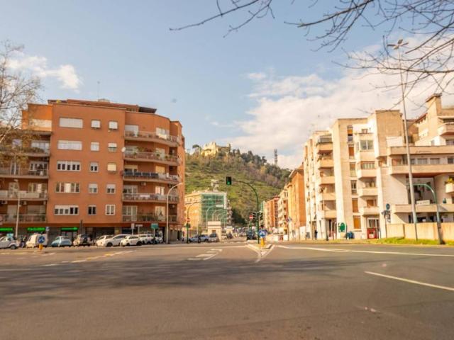 Appartamento in vendita a Roma RM