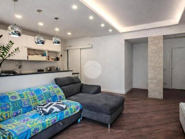 Appartamento in vendita a Roma RM