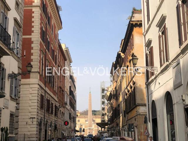 Appartamento in vendita a Roma RM