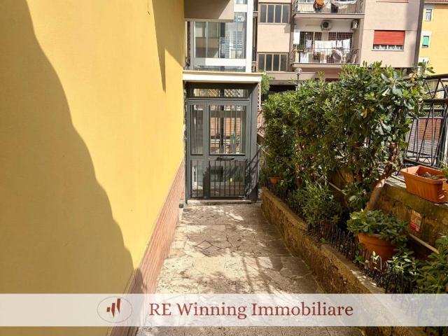 Appartamento in vendita a Roma RM