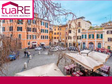 Appartamento in vendita a Roma RM